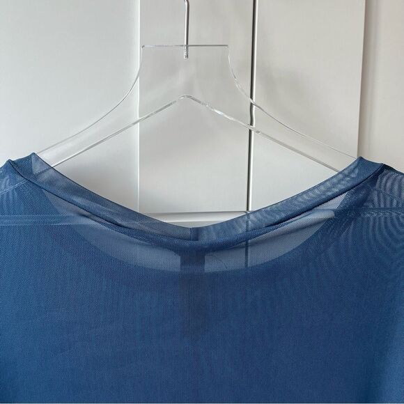 Agnes & Dora Blue Mesh Oversize Stretch T-Shirt Top small NWT - Picture 9 of 13